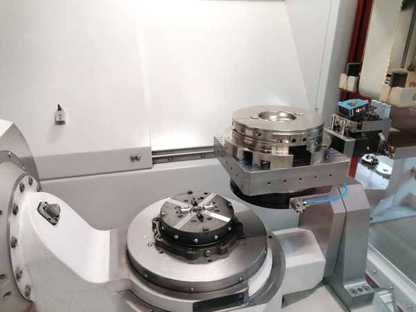 Automatyzacja produkcji: magnesy do podnoszenia oraz uchwyty magnetyczne są niezastąpione